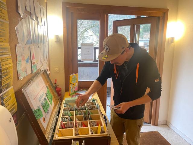 Bibliothek der Saaten 24